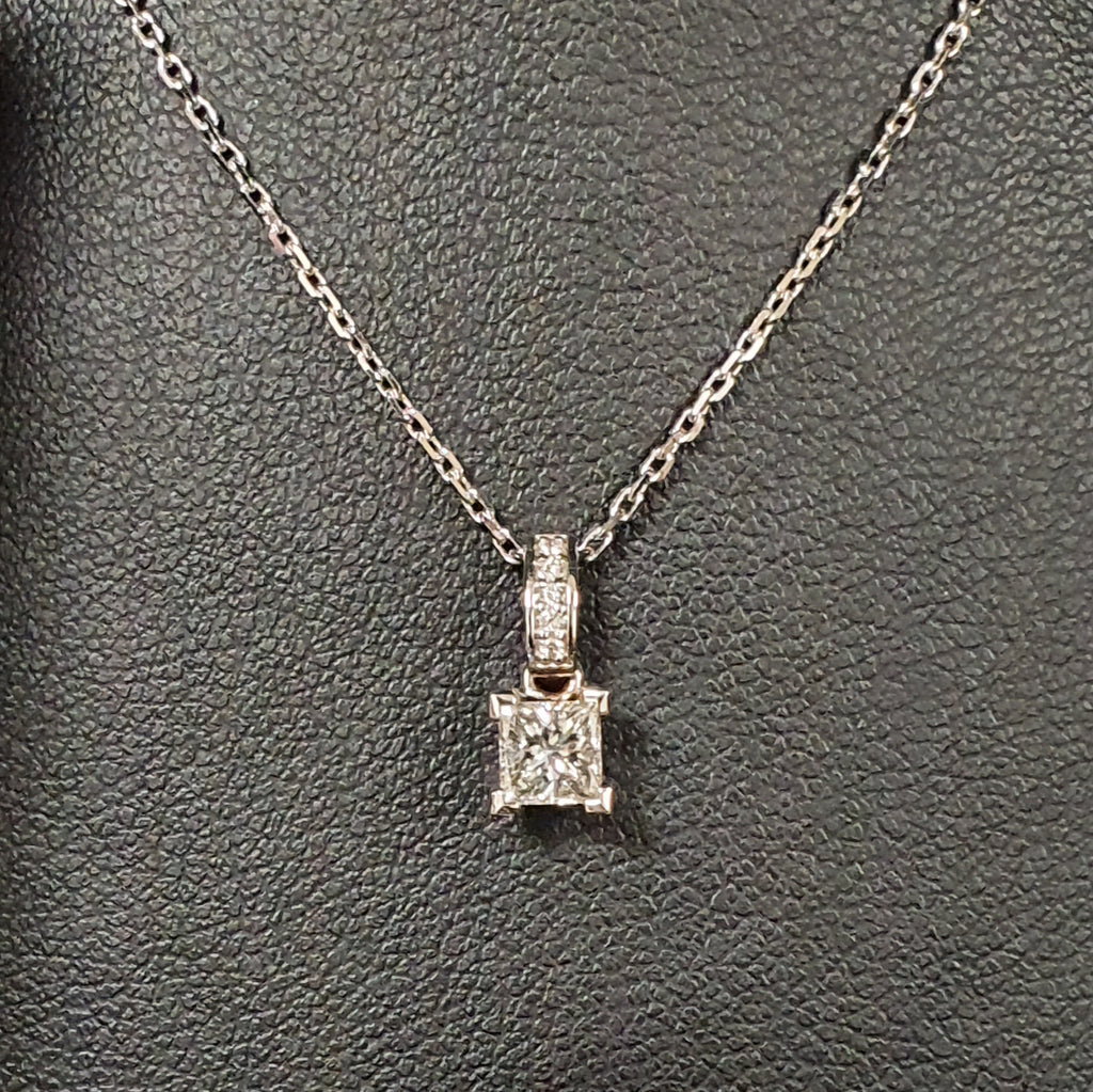 Collier Diamant Princesse 0.43 CT  OR BLANC 750/1000 - Thomas Morel