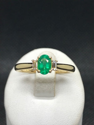 Bague Emeraude OR Jaune 750/1000 et Diamants