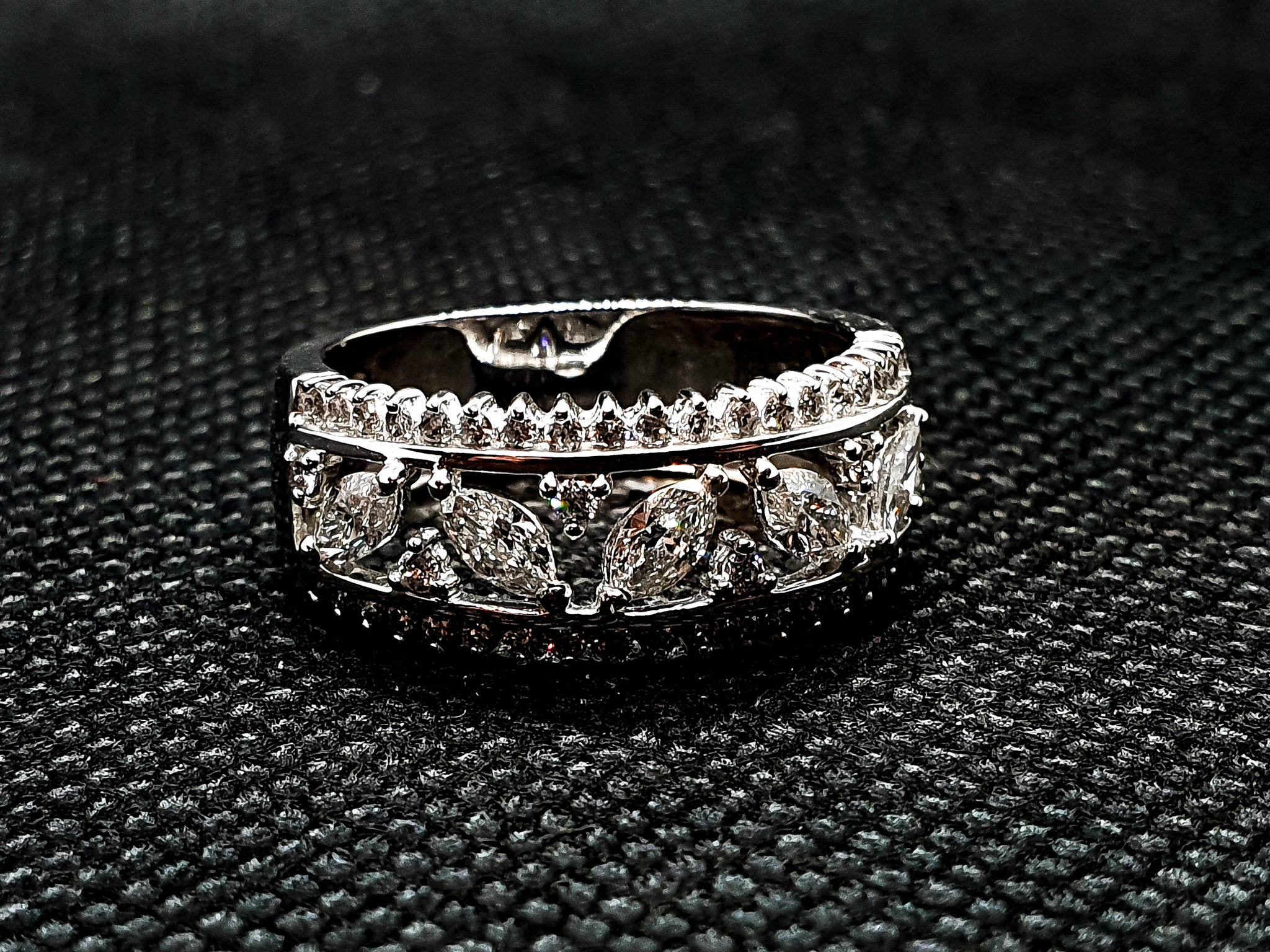 Bague diamants navettes multi-pierres OR BLANC 750/1000 - Thomas Morel